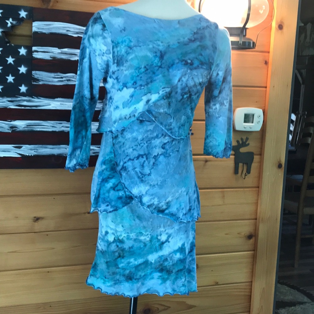 Dress - Picture 2 of 3